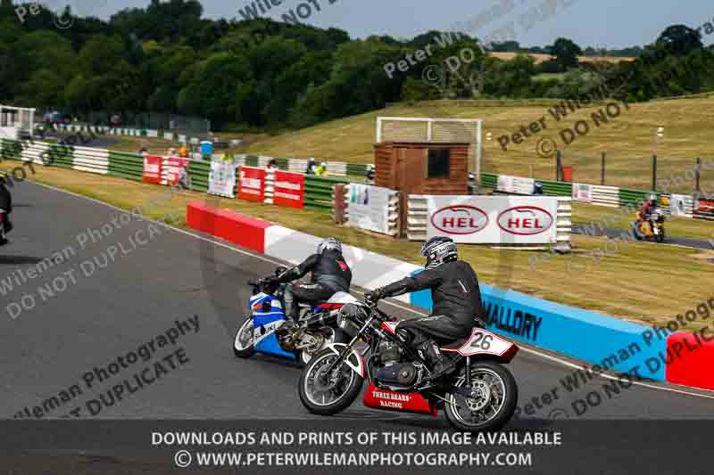 Vintage motorcycle club;eventdigitalimages;mallory park;mallory park trackday photographs;no limits trackdays;peter wileman photography;trackday digital images;trackday photos;vmcc festival 1000 bikes photographs